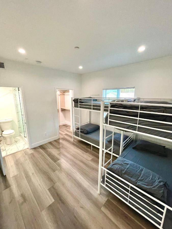 Budget Rumi Los Angeles Exterior photo